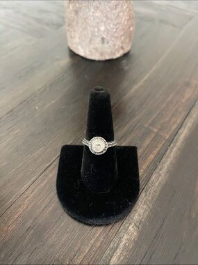 Silpada Sterling Silver Round Halo Ring in Silver and a round cubic zirconia